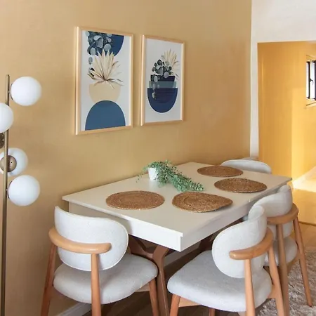 Brand-new Stylish 2br By The Coast In Yedikule דירה